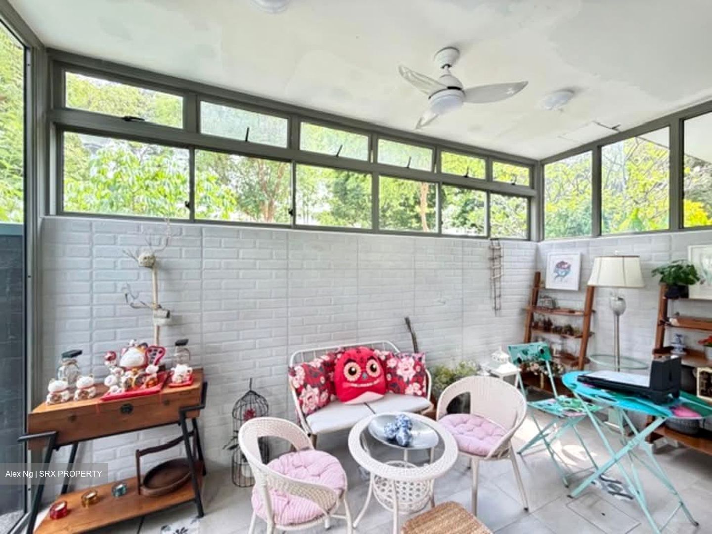 Springleaf Road (D26), Terrace #568887841